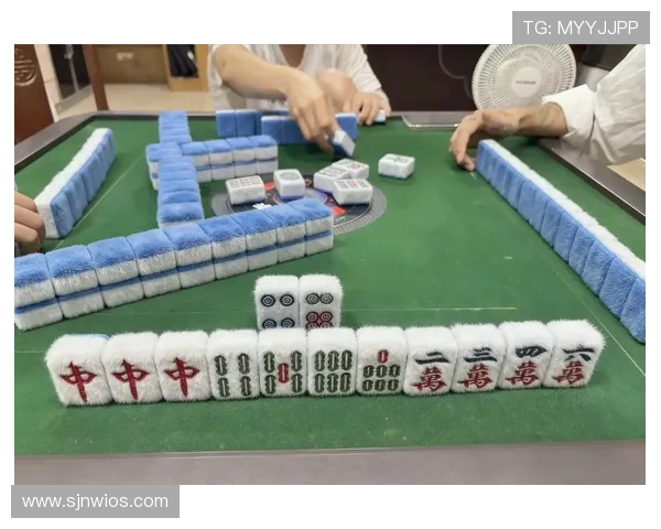 用户反映PG麻将胡了APP老版本体验差安全性不足亟需更新升级